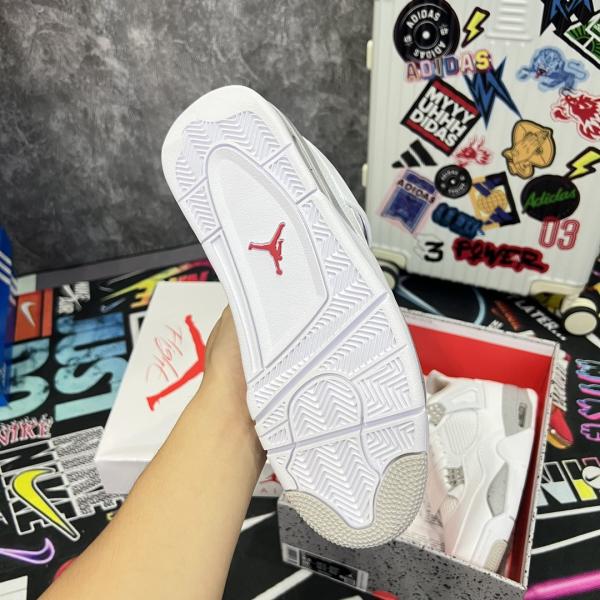 Giày Nike Air Jordan 4 Retro  White Oreo Like Auth