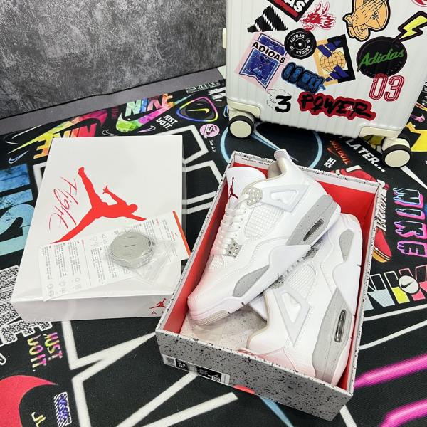 Giày Nike Air Jordan 4 Retro  White Oreo Like Auth
