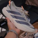 Giày Adidas