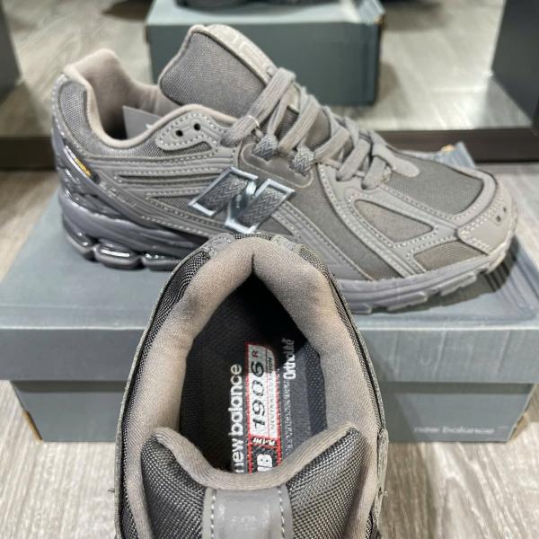 Giày Sneaker Running 1906R Cordura Magnet Grey M1906RU - High Quality Fullbox