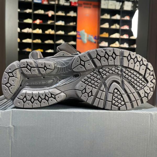 Giày Sneaker Running 1906R Cordura Magnet Grey M1906RU - High Quality Fullbox